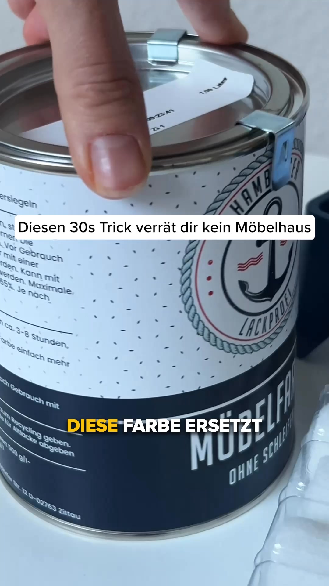 Farben Löwe Facebook ad: über 10.000 glückliche Kunden