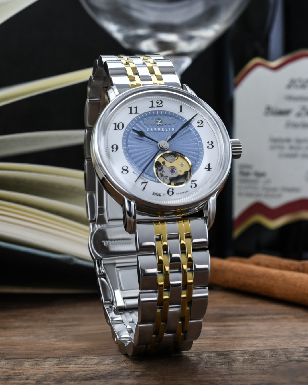 Zeppelin Uhren Facebook ad: / Die ZEPPELIN Friedrichshafen Automatic Open Heart vereint…