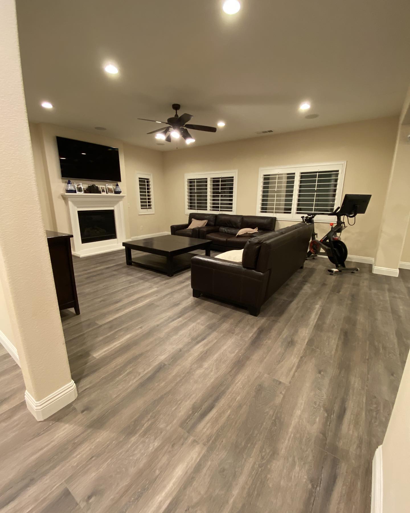 Humberto's Flooring Facebook ad