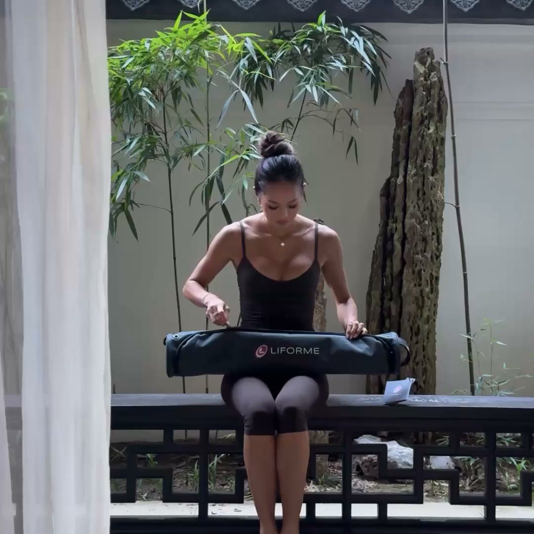 Liforme Facebook ad: Created by Yogis, for Yogis!