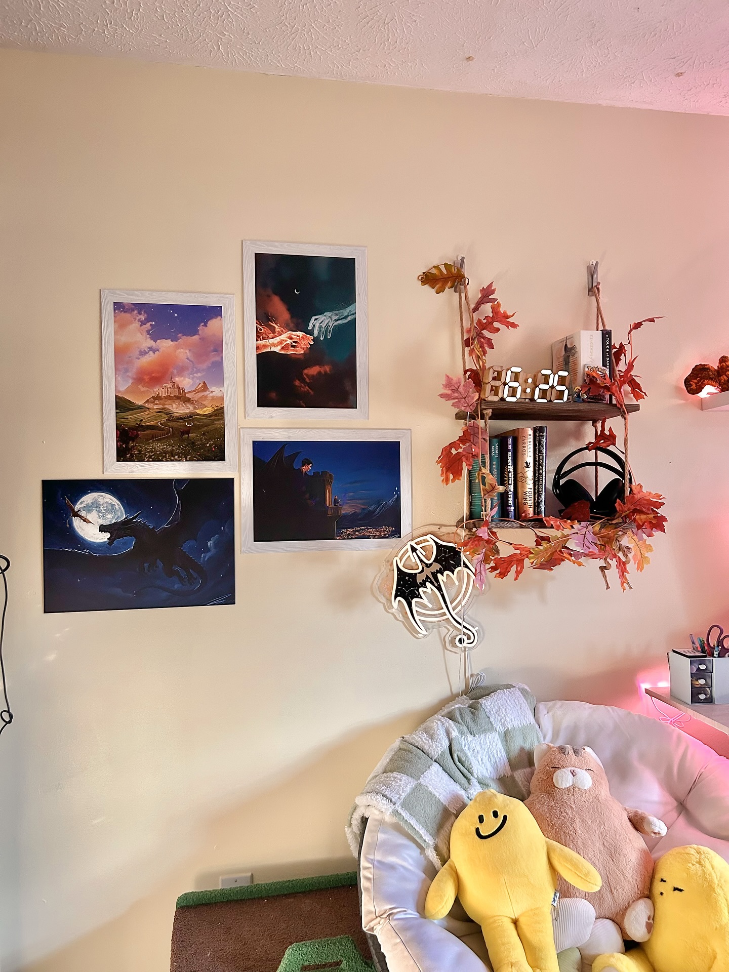 Cozy.Raine Facebook ad