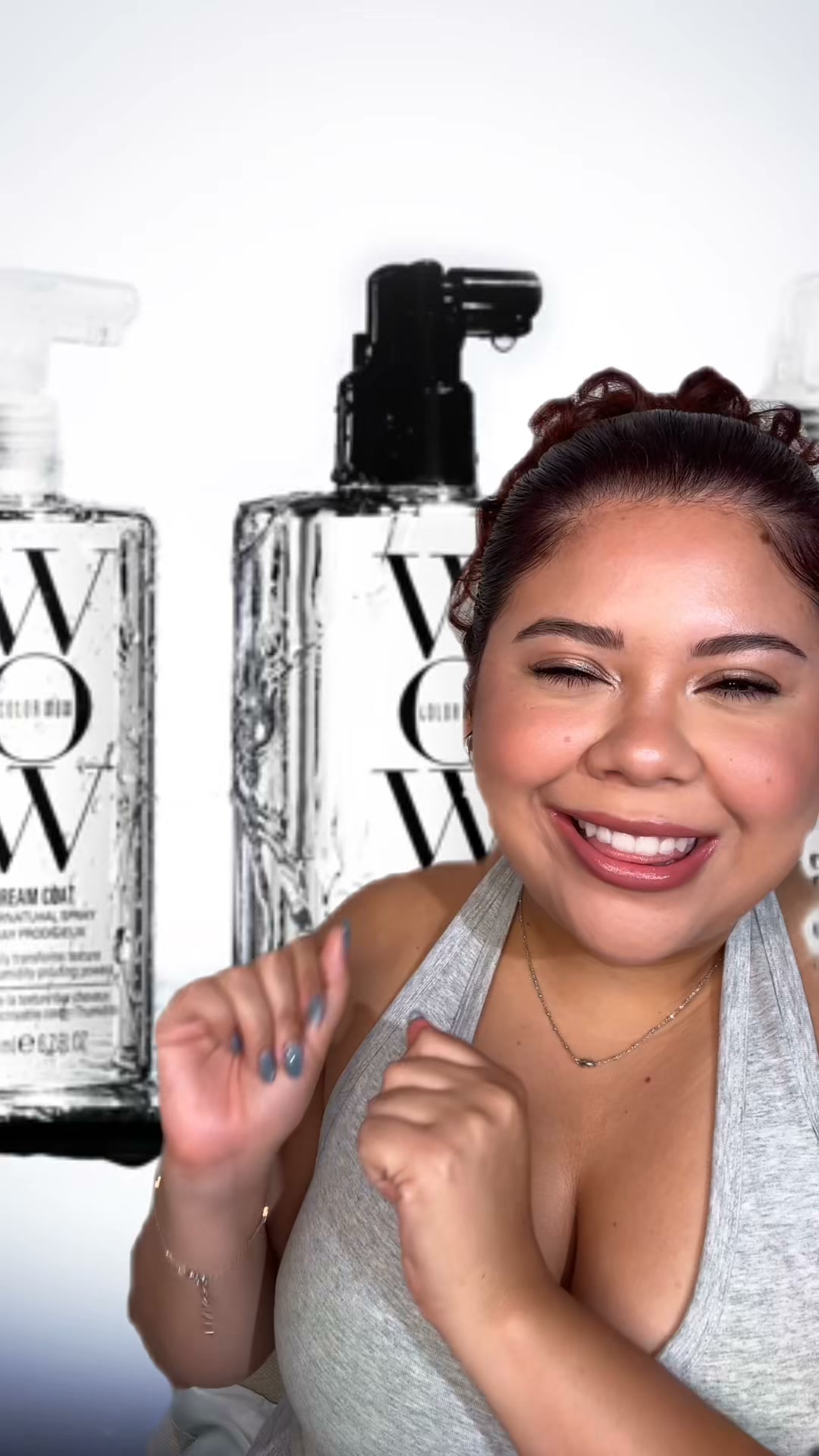 Color Wow Facebook ad: Frizz-Free, Humidity-Proof Hair
