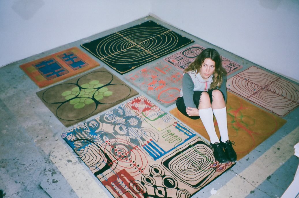Wondering People Facebook ad: INTRODUCING MAKI RUGS TO HOME 05