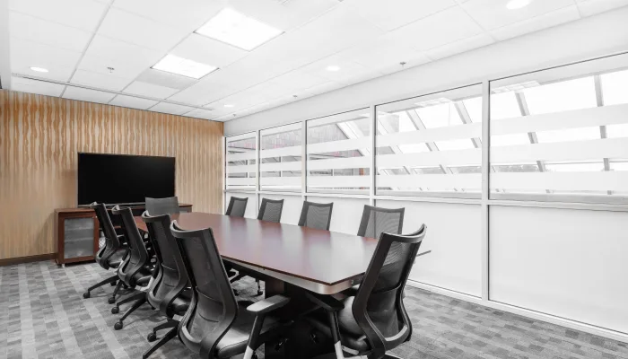 Steve Cerrone Facebook ad: Offices & Desk Space Available NOW