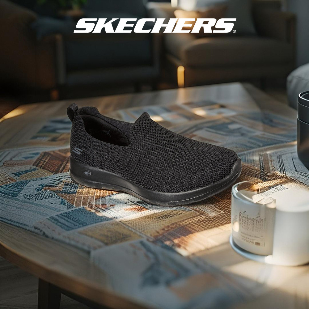 SKECHERS Facebook ad