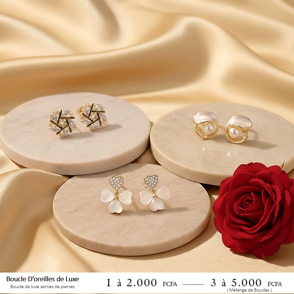 Wisdom & Mercy Facebook ad: Des boucles d’oreilles qui révèlent votre élégance.