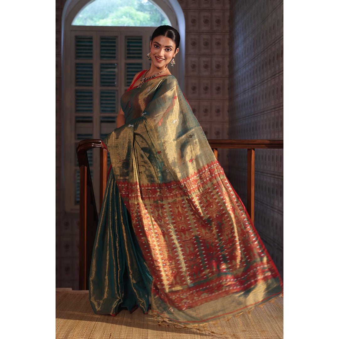 Suidori Facebook ad: Celebrate Onam in timeless elegance