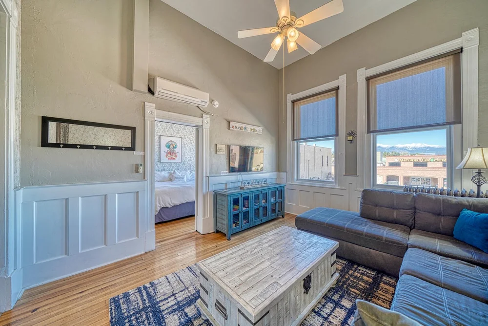 Janine Marr - HomeSmart Preferred Realty Facebook ad