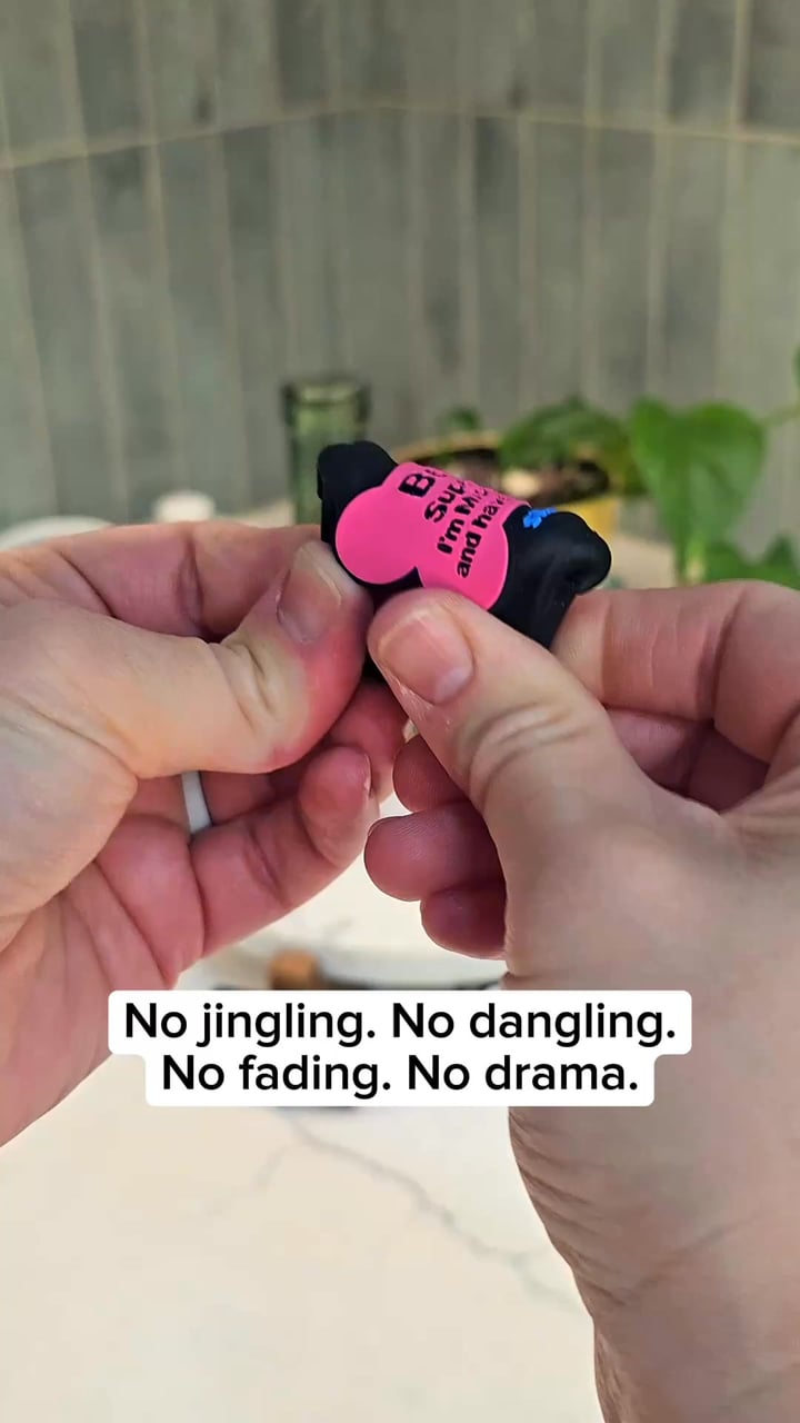 SiliDog Facebook ad: New Slide-On Tracker Tag, 25% Off