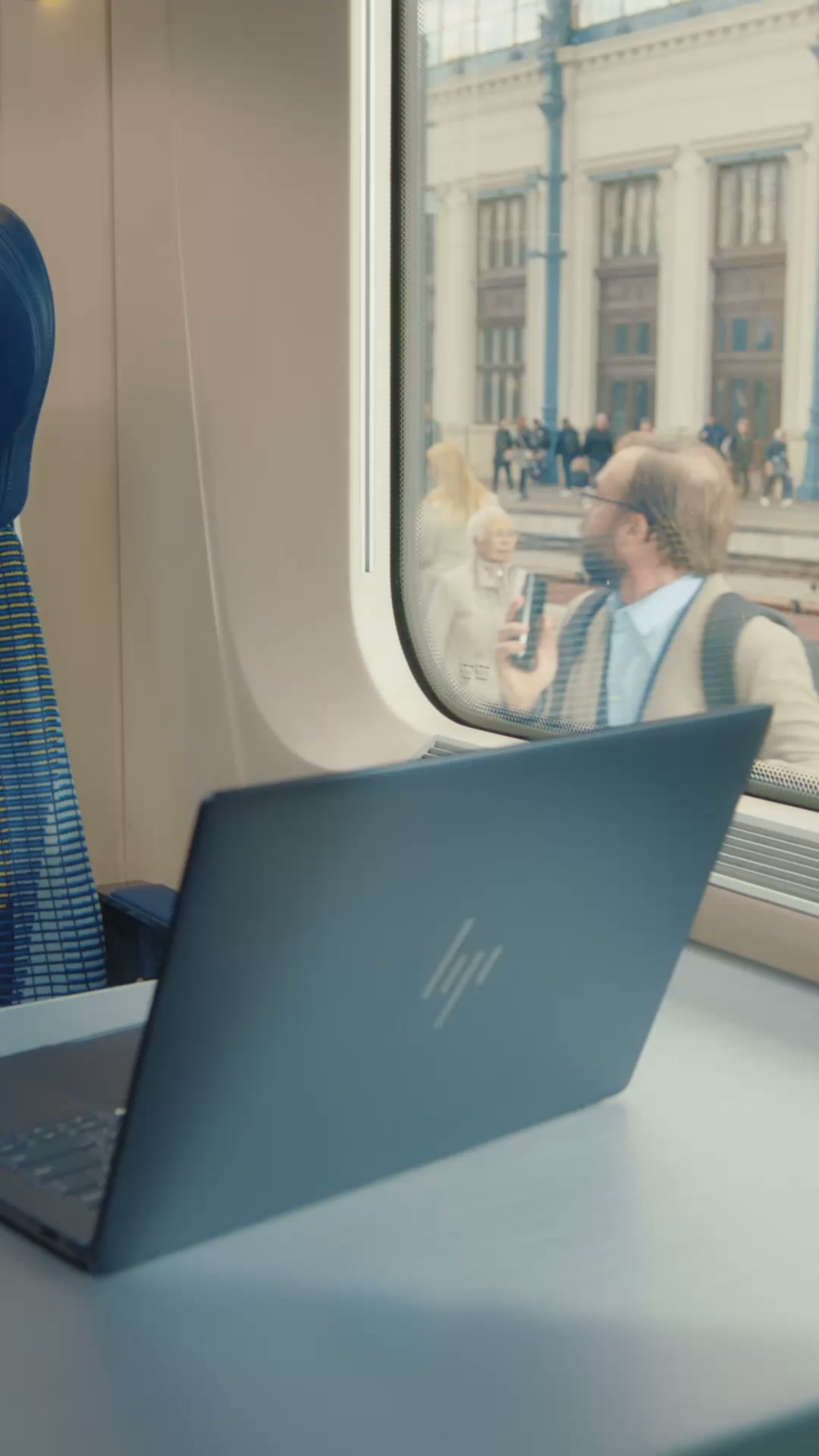 HP Facebook ad: Zukunftsorientierte KI-PCs