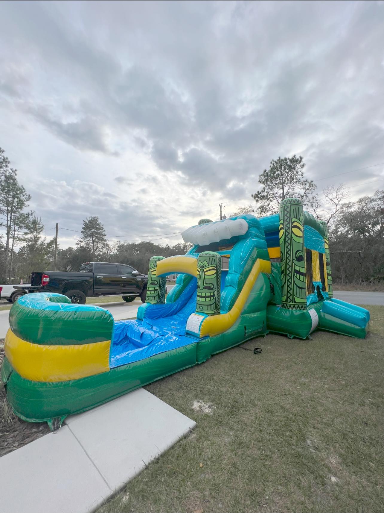 Hop Til You Drop Bounce House & Slide Rentals Facebook ad: Hop Til You Drop LLC Vero