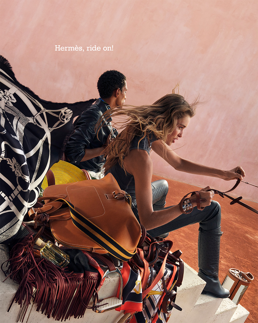 Hermès Facebook ad: Ride on! 장인 정신이 깃든 세계 위로 태양이…