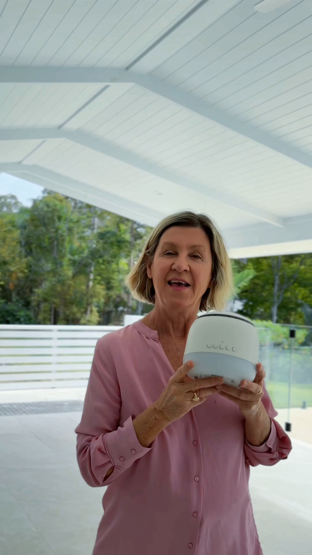 Lively Living Facebook ad: Sound Scent And Light