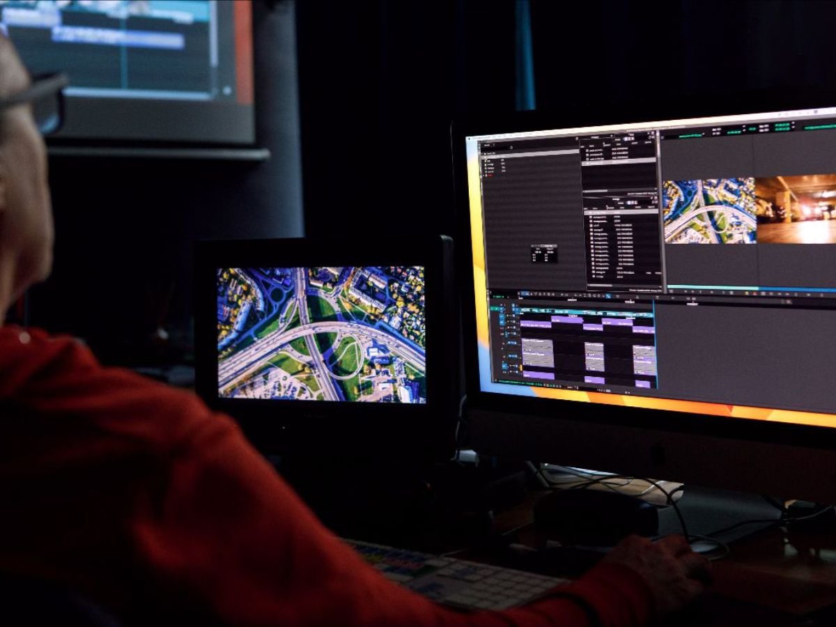 VIDEO DESIGN FORMATION Facebook ad