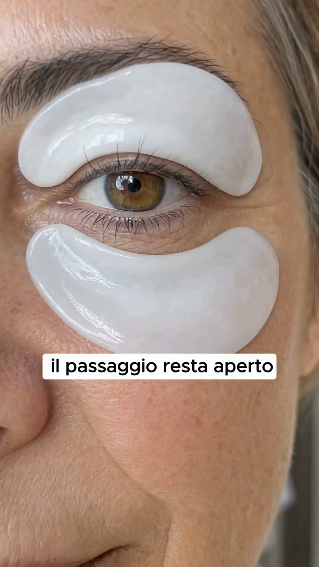 Vivere Bella Facebook ad: Patch per palpebre superiori → sguardo aperto