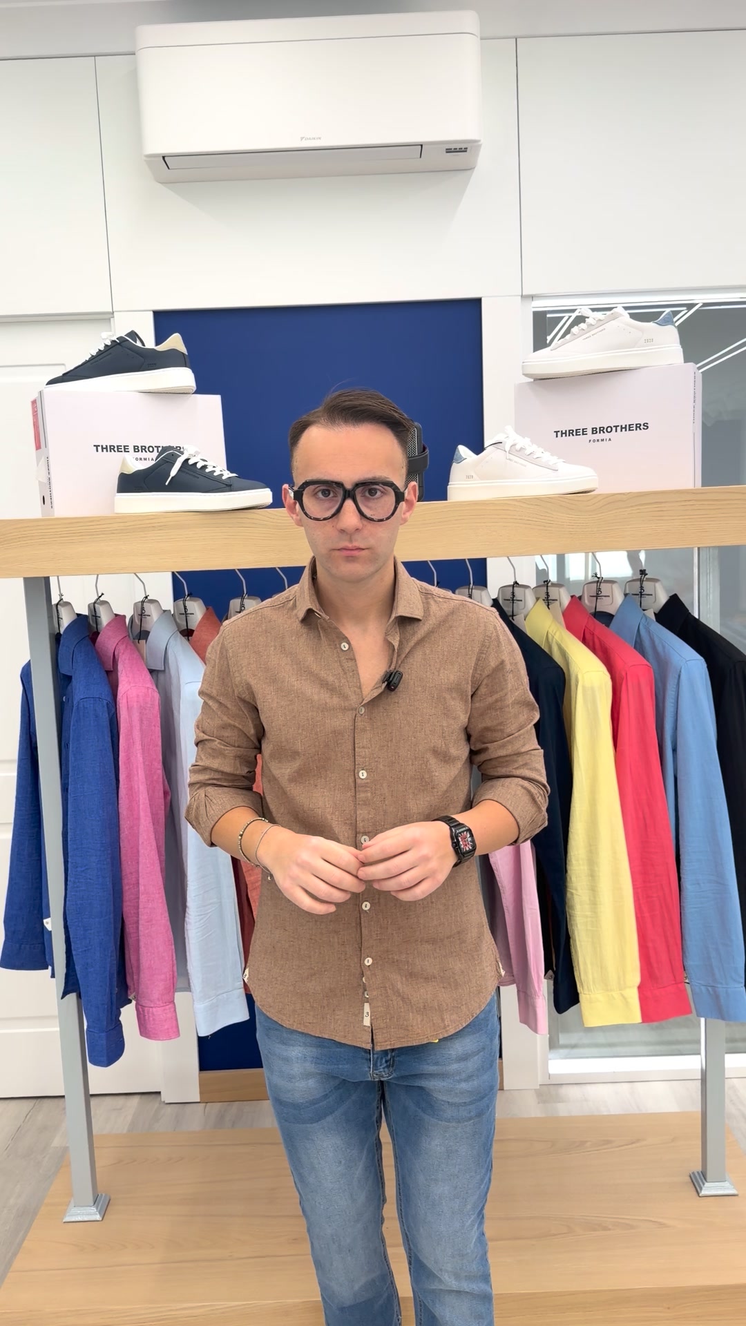 Three Brothers Formia Facebook ad: CAMICIA IN LINO PREMIUM €30