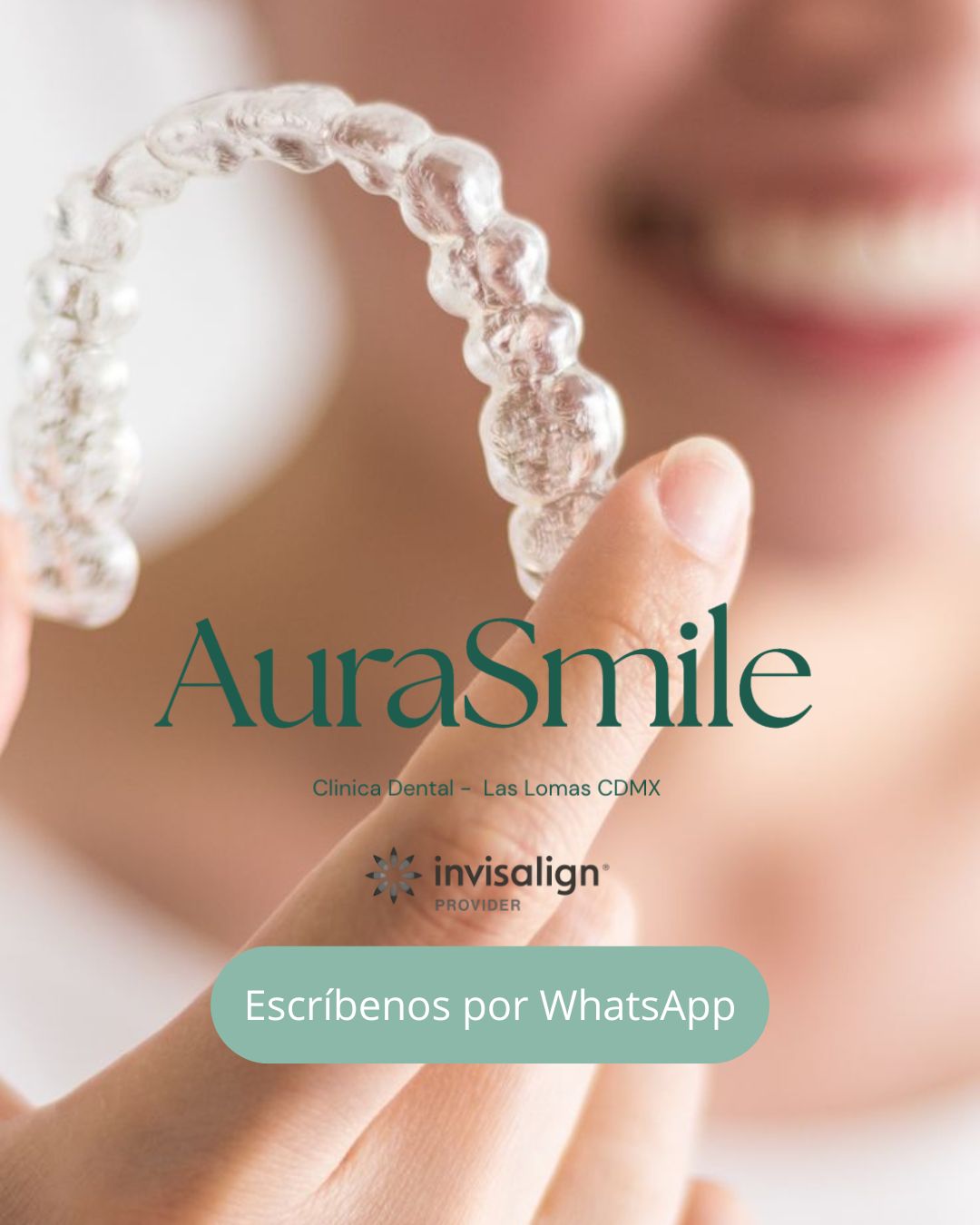 AuraSmile Facebook ad: En AuraSmile combinamos el cuidado clínico de primer…