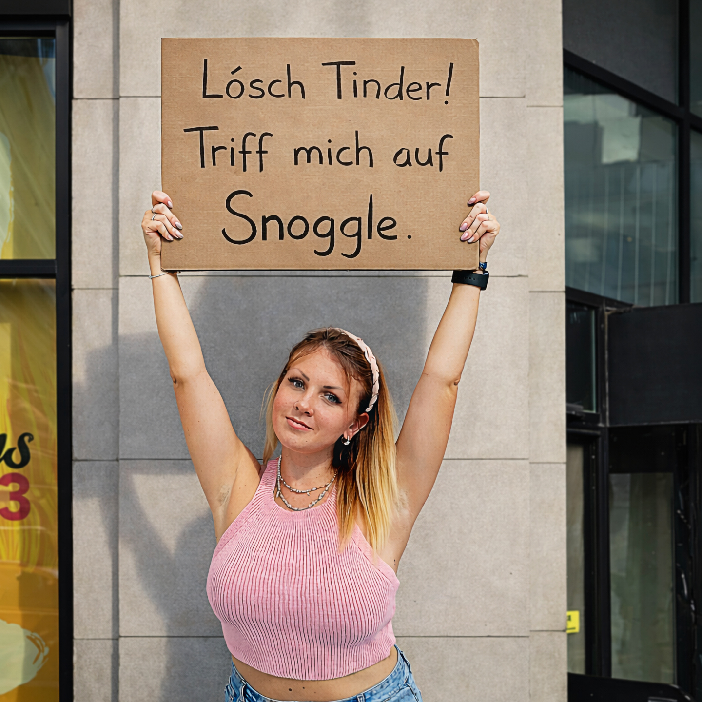 Snoggle App Facebook ad