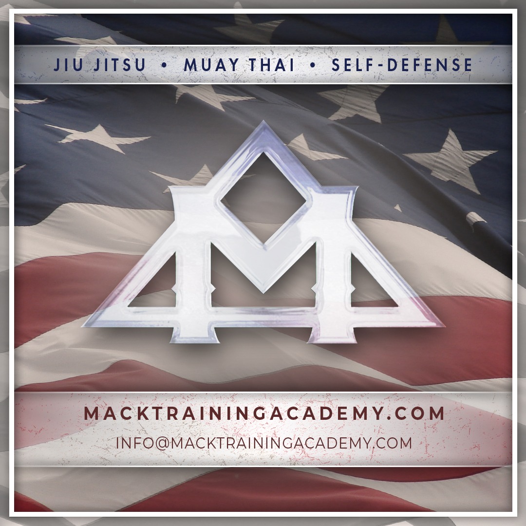 Mack Training Academy Facebook ad: Chat in Messenger