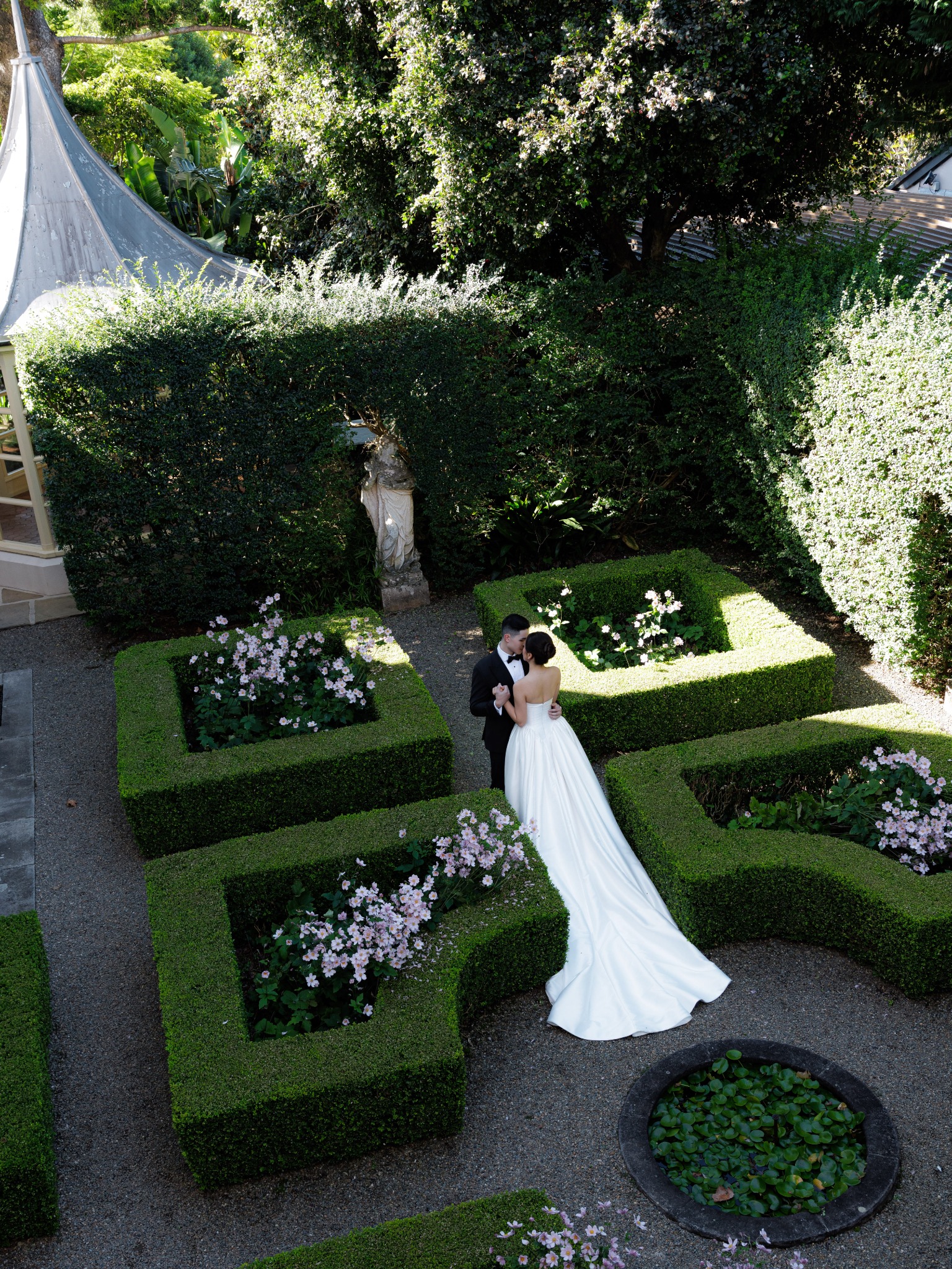 Voga Weddings Facebook ad