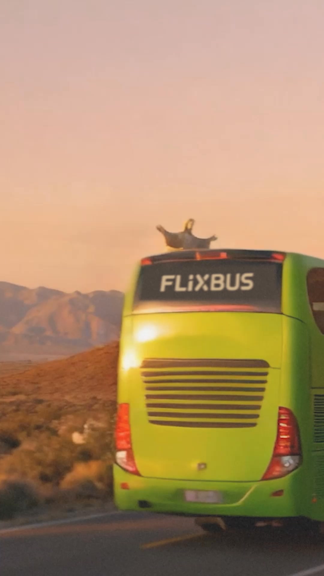 FlixBus Facebook ad: Viaja más. Gasta menos.