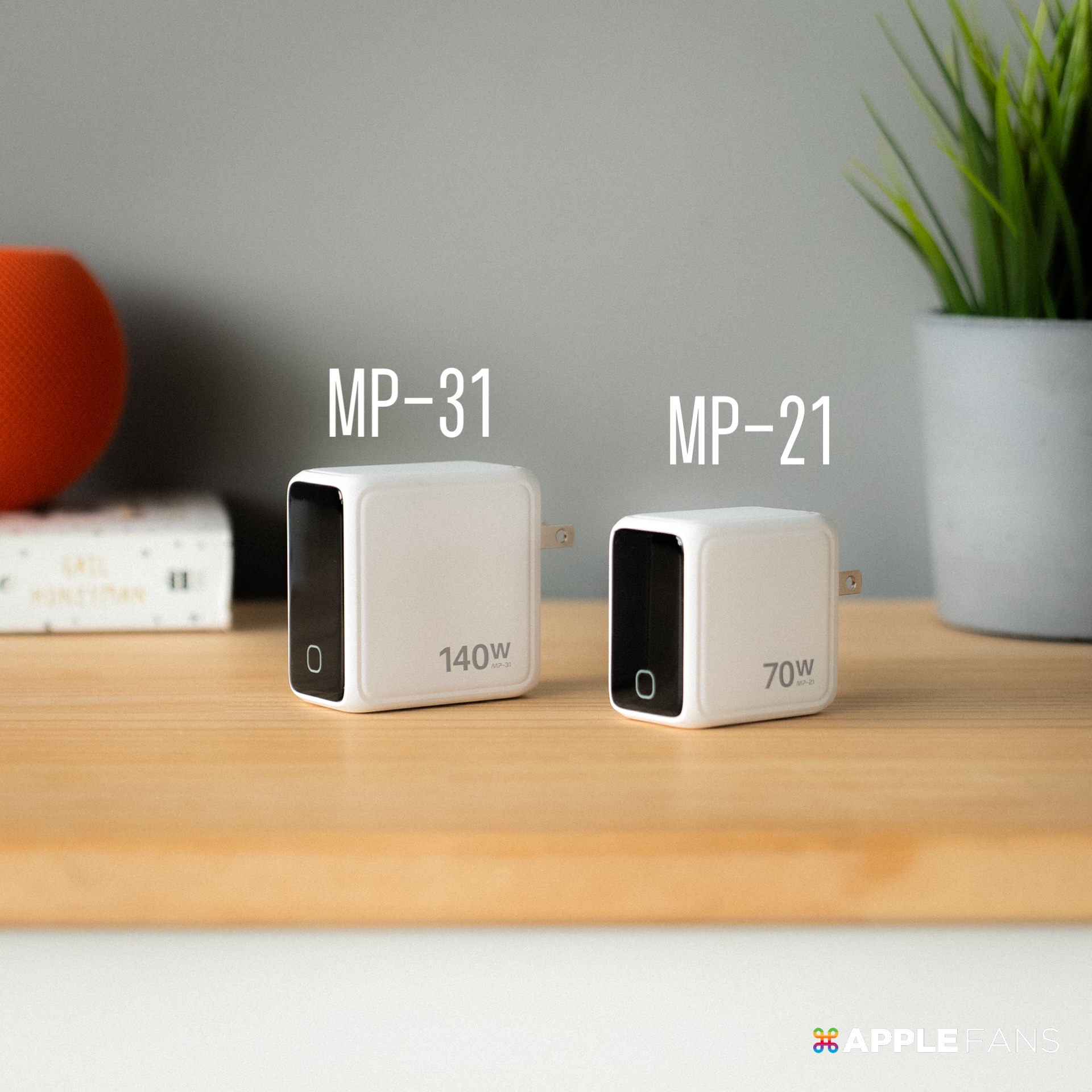 APPLE FANS 蘋果迷 Facebook ad: 我們的老朋友 𝗠𝗢𝗡𝗜𝗧𝗢𝗥𝗠𝗔𝗧𝗘,最近推出一顆跟蘋果一樣支援 PD 3.2 AVS…