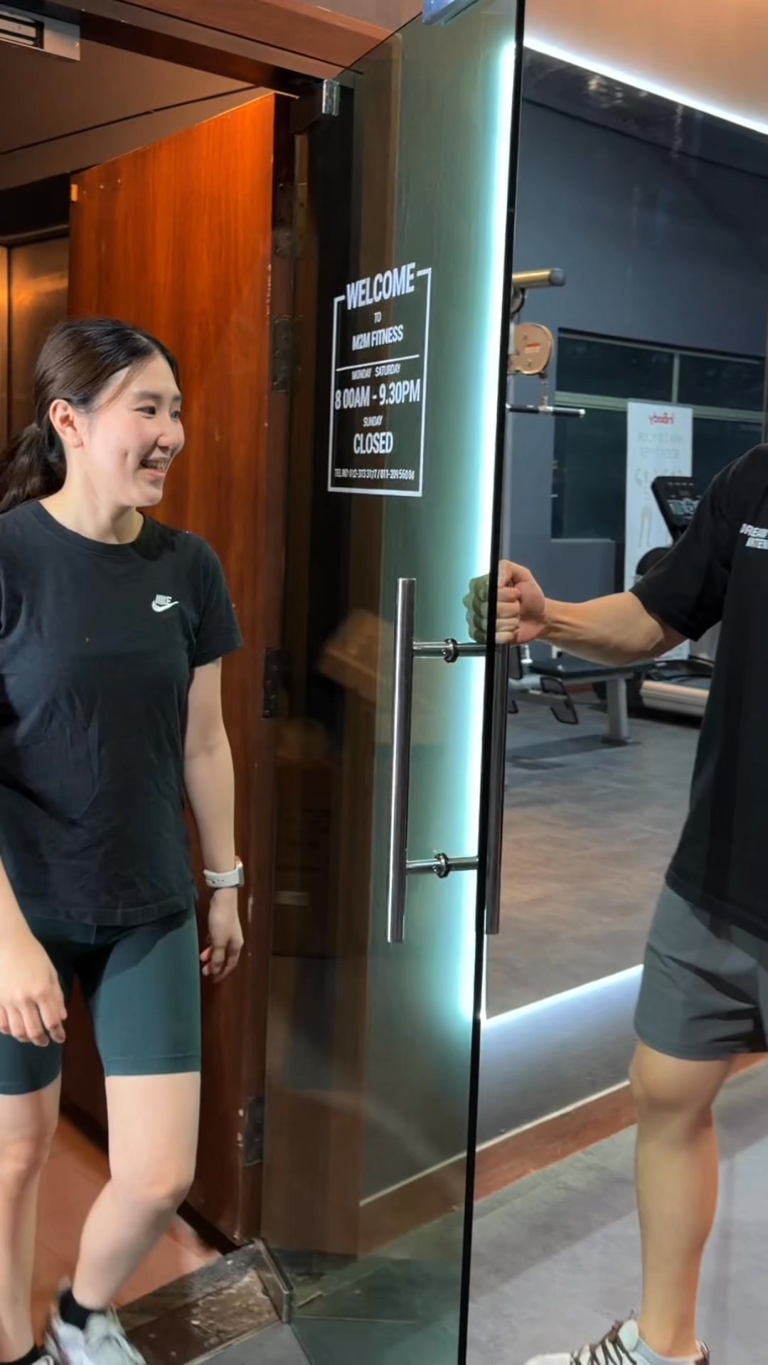 Natty Fitness Facebook ad: Book Trial Session