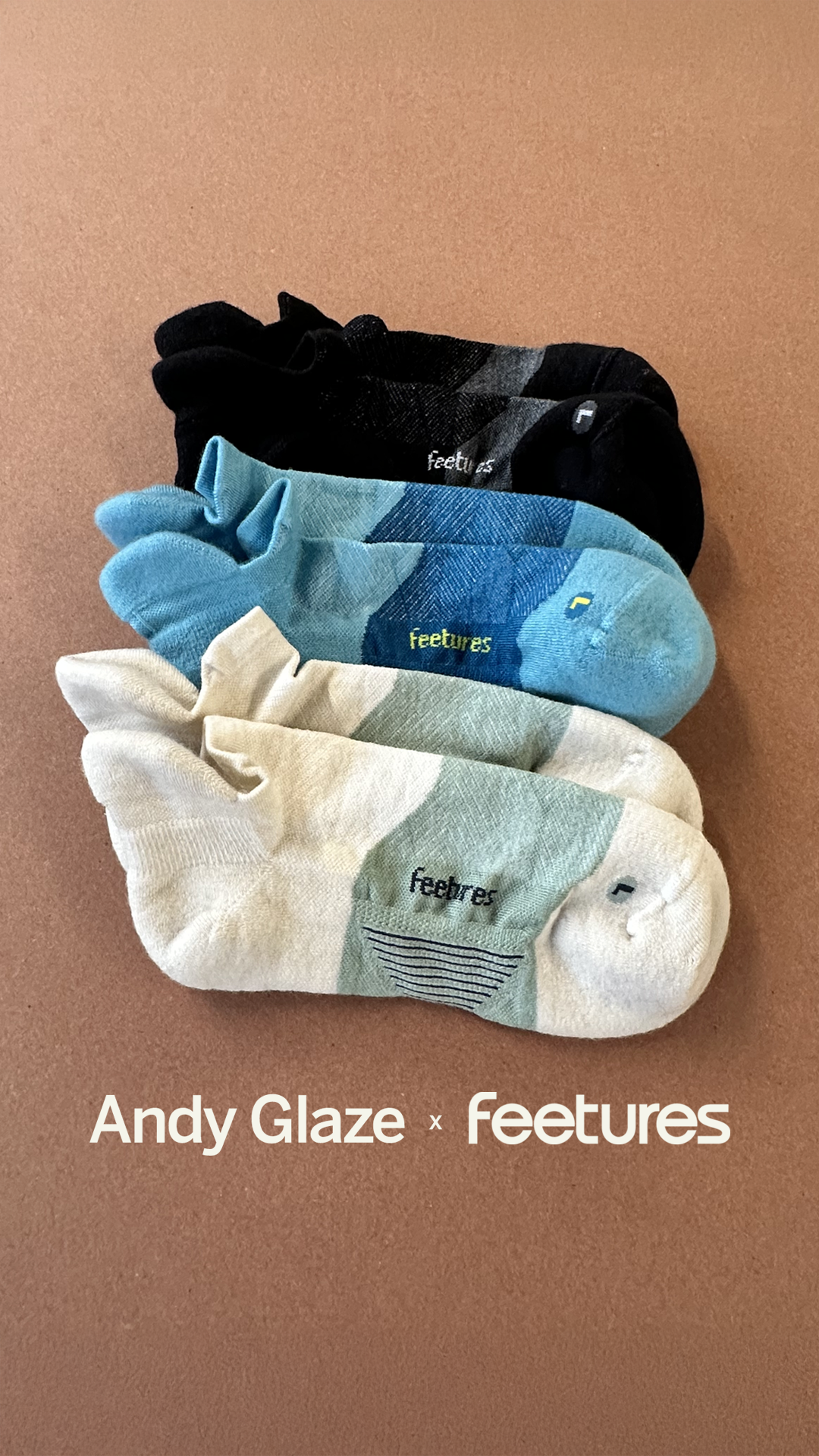 Feetures Facebook ad