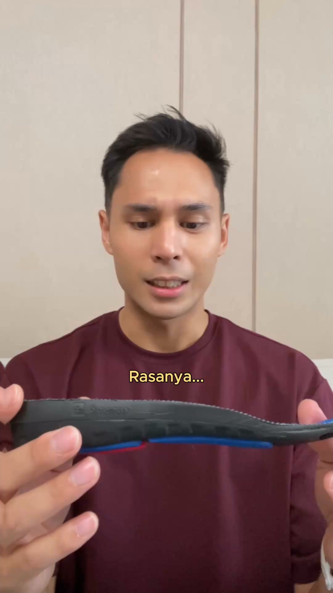 Spenco a foot health products for reducing pain and increase mobility Facebook ad: Cepat Pegal Saat Jalan Jauh? Ganti Insole-nya, Bukan…