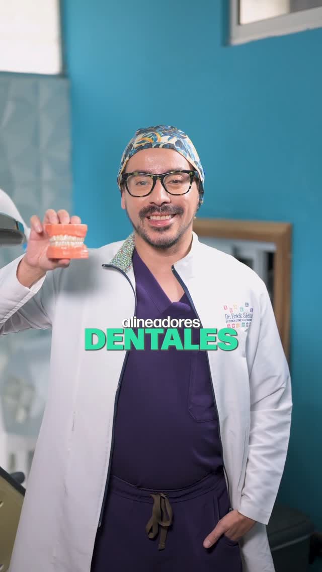 OrthoCorrect Dental Center Facebook ad: Estamos en San José, frente a la Farmacia…