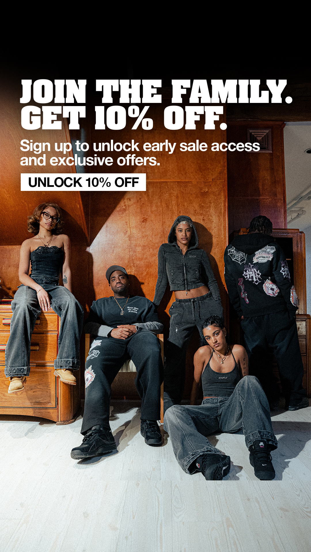 Hoodrich Facebook ad: BECOME A VIP