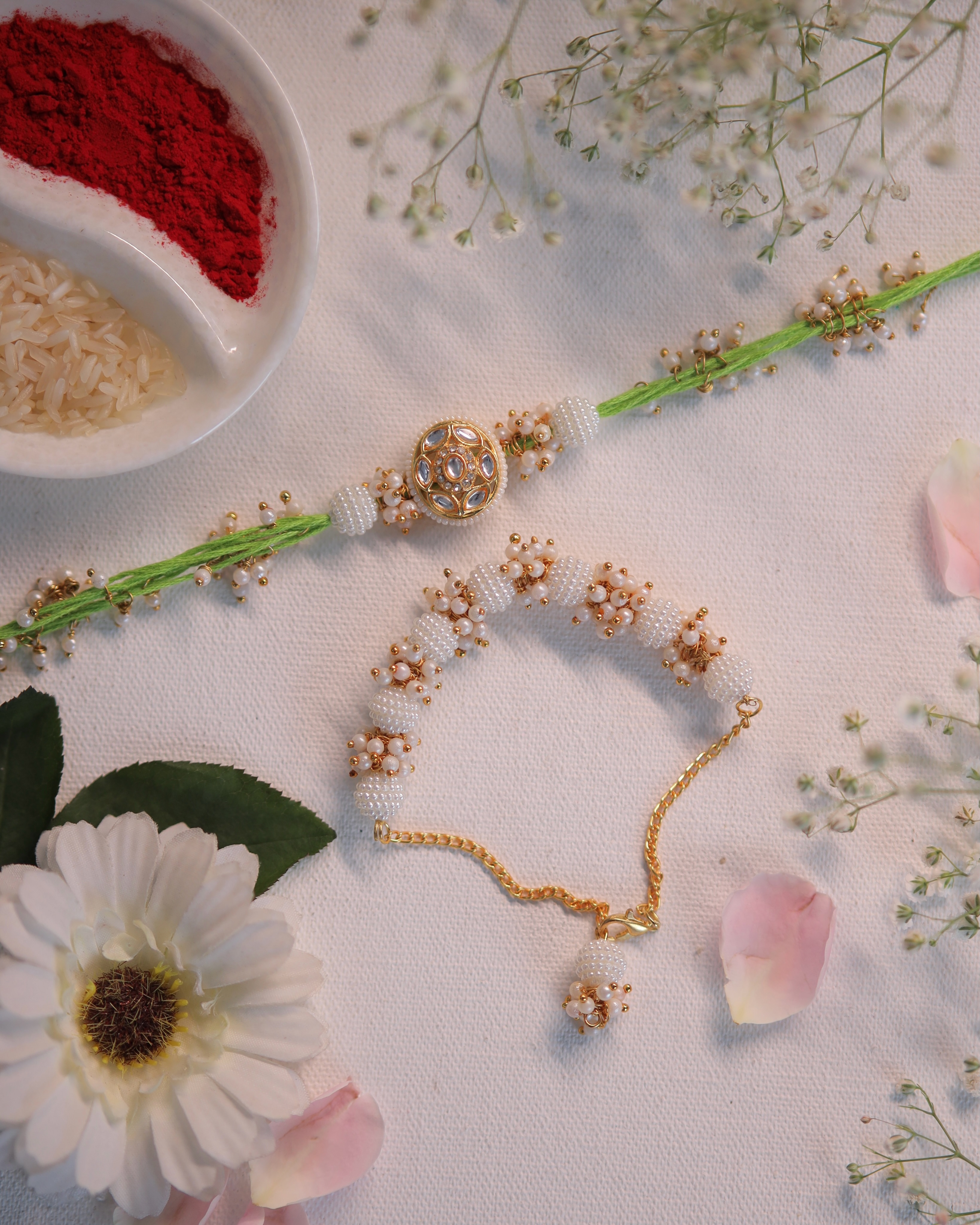 handmadejewellery_bykinjal Facebook ad: Loved by 5000+ customer