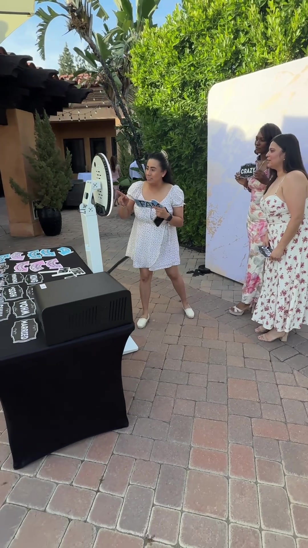 Capture Entertainment Facebook ad: Wedding Photo Booth Delivered & Ready To Use