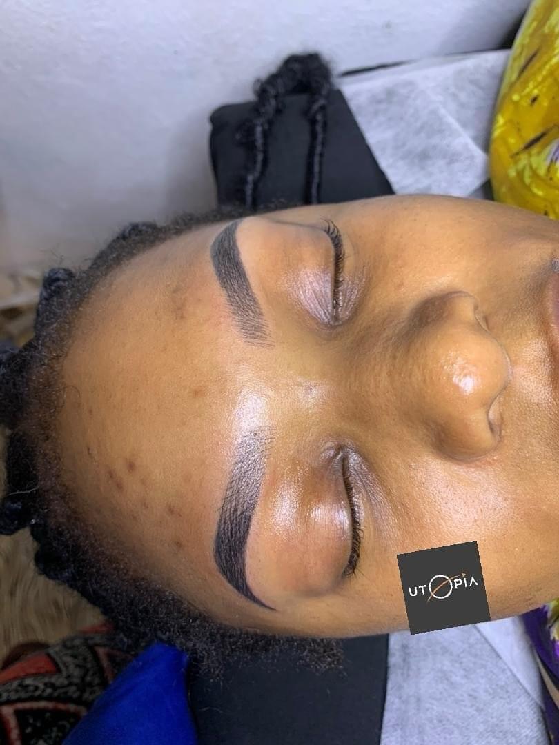 Utopia Beauty Facebook ad: PROMOTION SOURCILS ET CILS