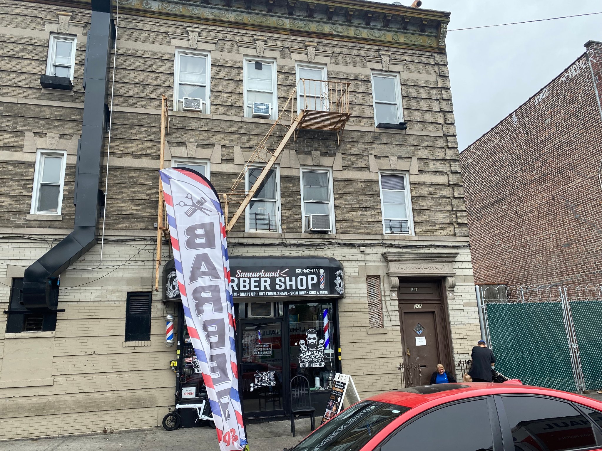 Vince DeLorenzo Facebook ad: 6 Beds 4 Baths House