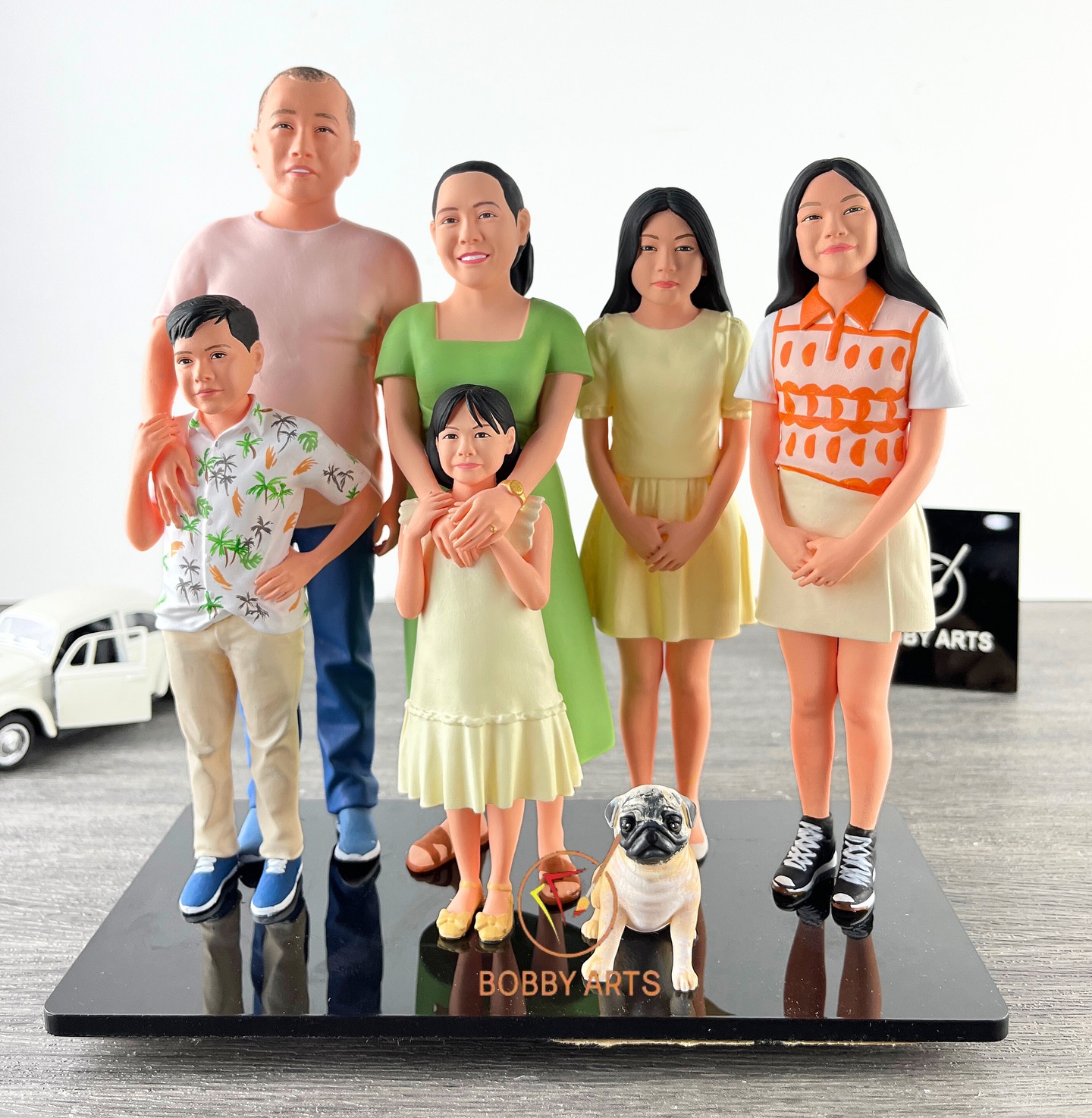 Bobby Arts Statue - Unique Gifts Facebook ad: 3D Family Statue: A Unique Way to Capture…
