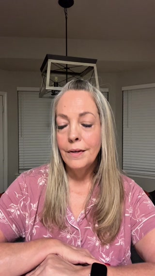 Bloom & Bond Facebook ad: Help Hair Loss Naturally