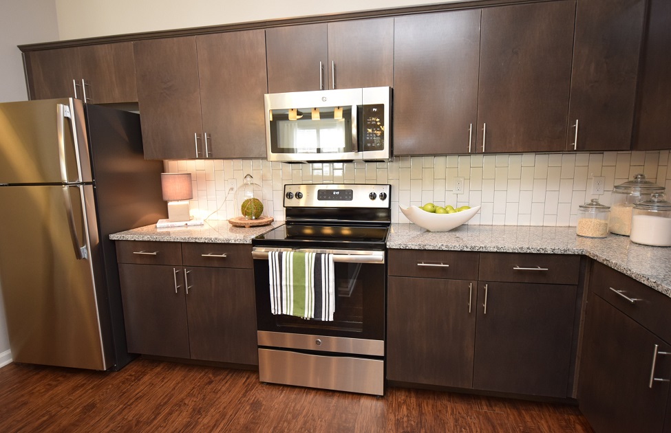 Park Rowe Village at Perkins Rowe Facebook ad: 225 Apartments For Rent!