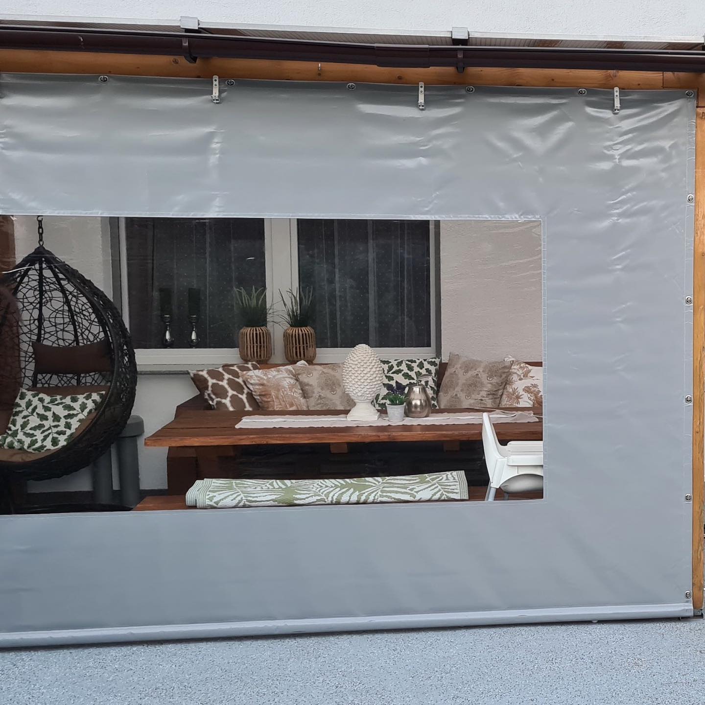 Abdeckhauben-Shop.de Facebook ad: Ist Ihre Terrasse schon fit für den Herbst…
