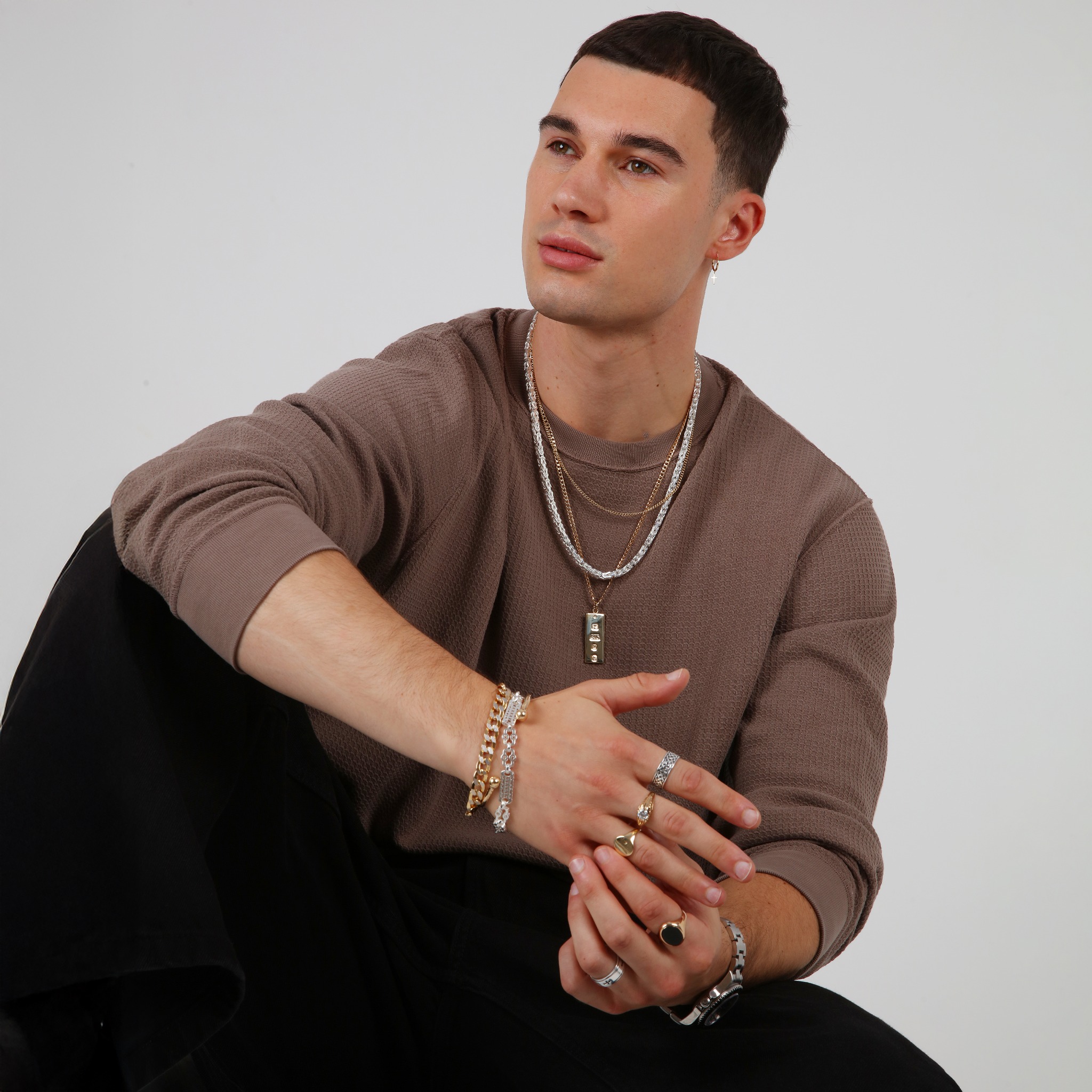 William May Jewellers Facebook ad