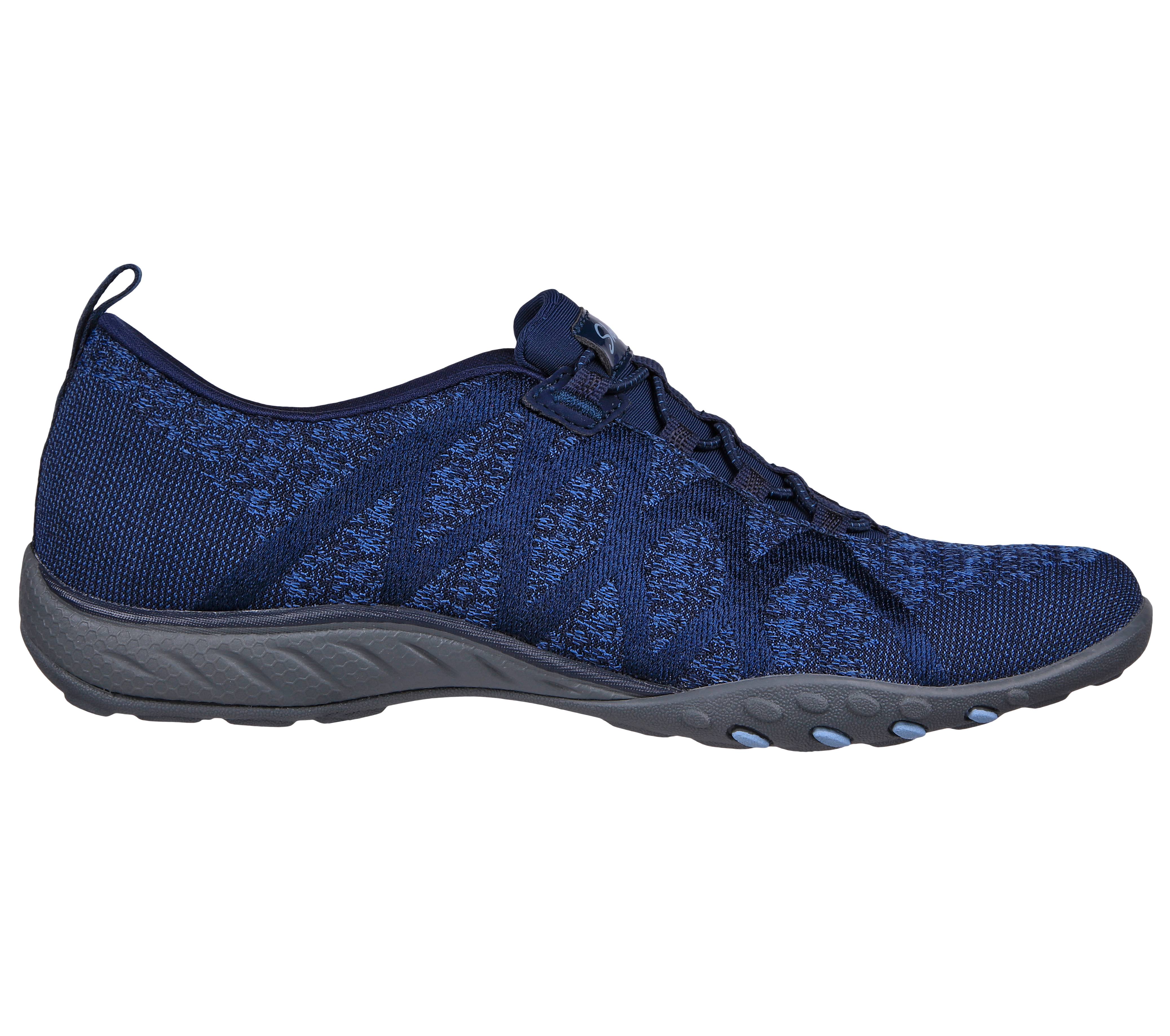 SKECHERS Facebook ad