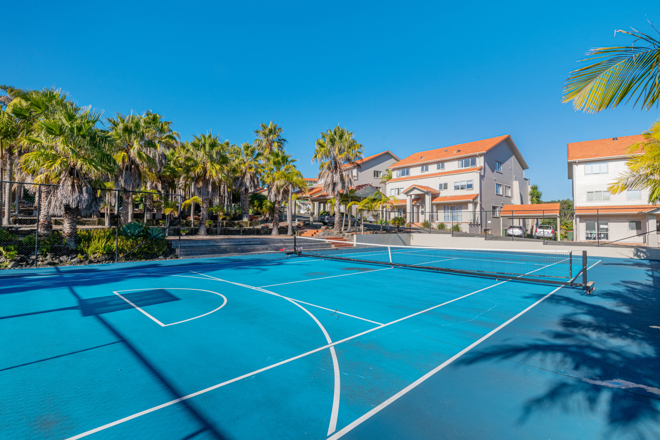 Barfoot & Thompson Whangaparaoa Facebook ad: 34/340 Gulf Harbour Drive Gulf Harbour