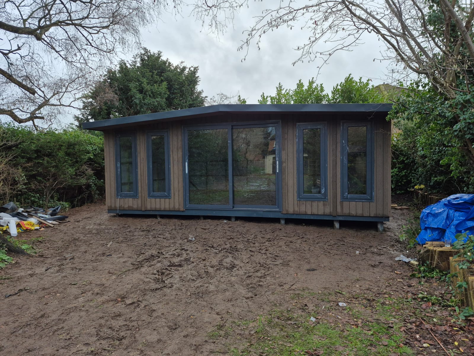 Only Sheds and Summer Houses Facebook ad