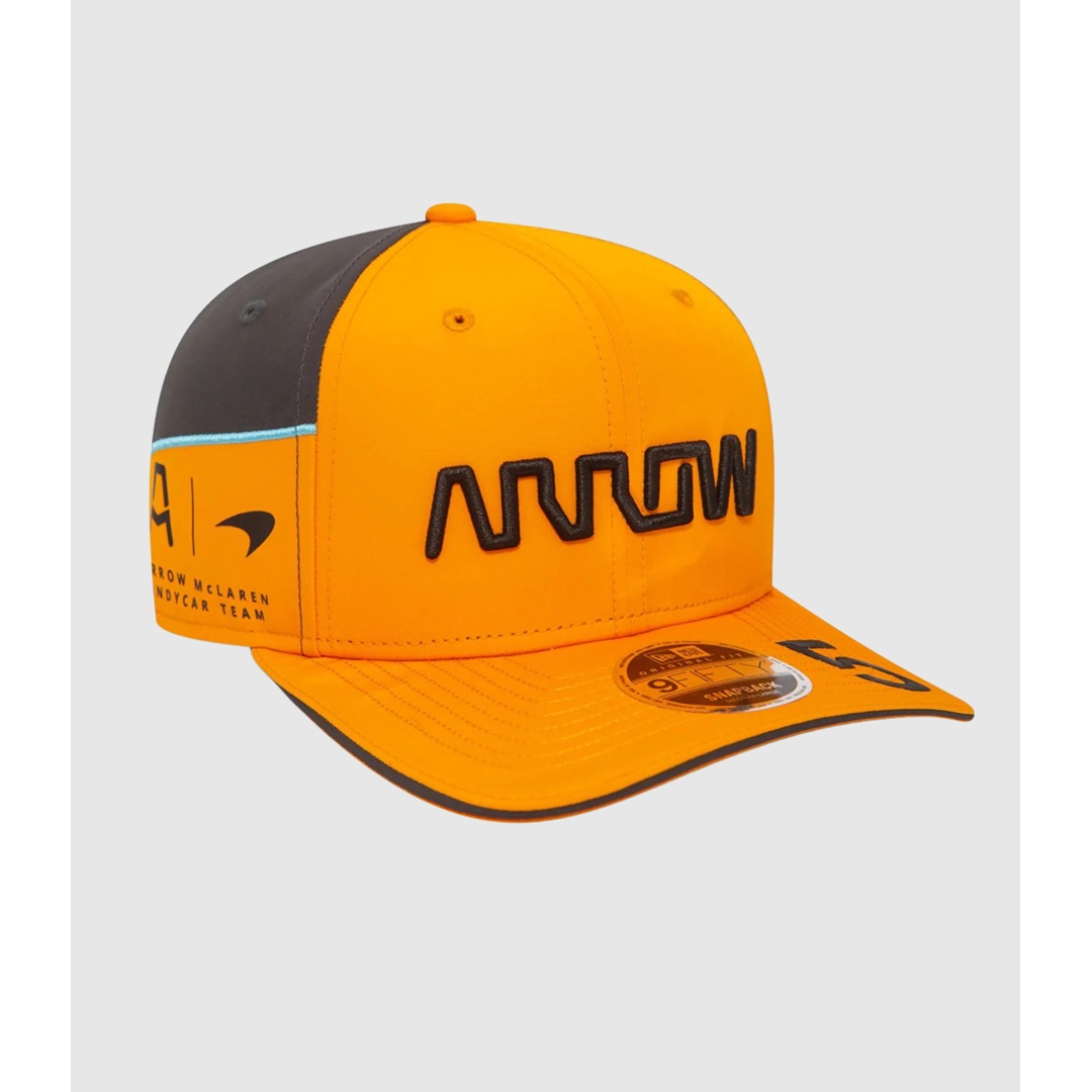 Castore Sportswear Facebook ad: Free UK Delivery On Orders Over £60