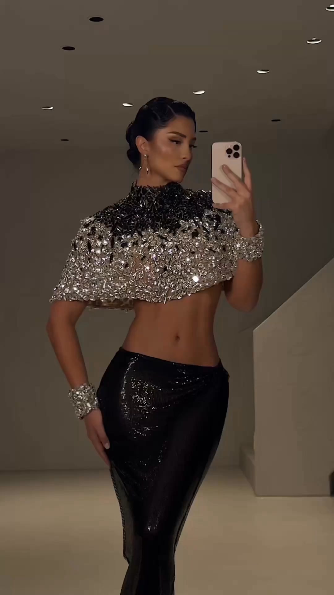 Dodona Avdiu Facebook ad: Evening Dresses Collection