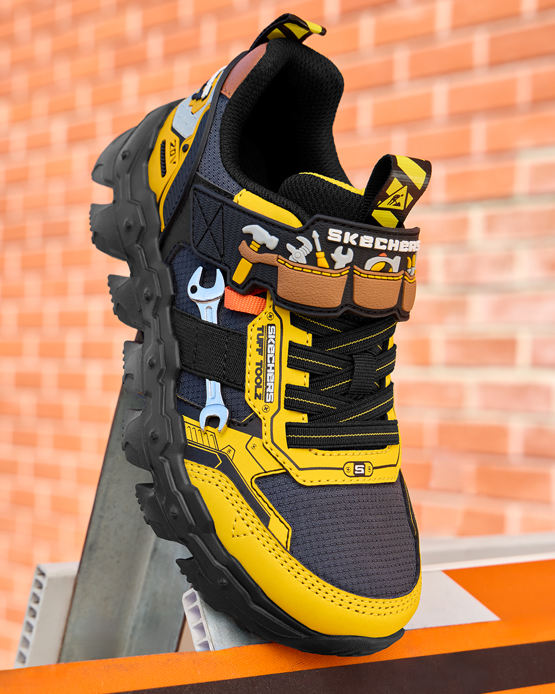 SKECHERS Facebook ad