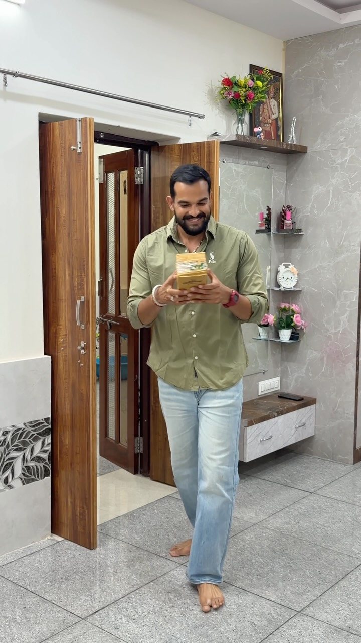 MCaffeine Facebook ad: माँ के लिए गिफ्ट