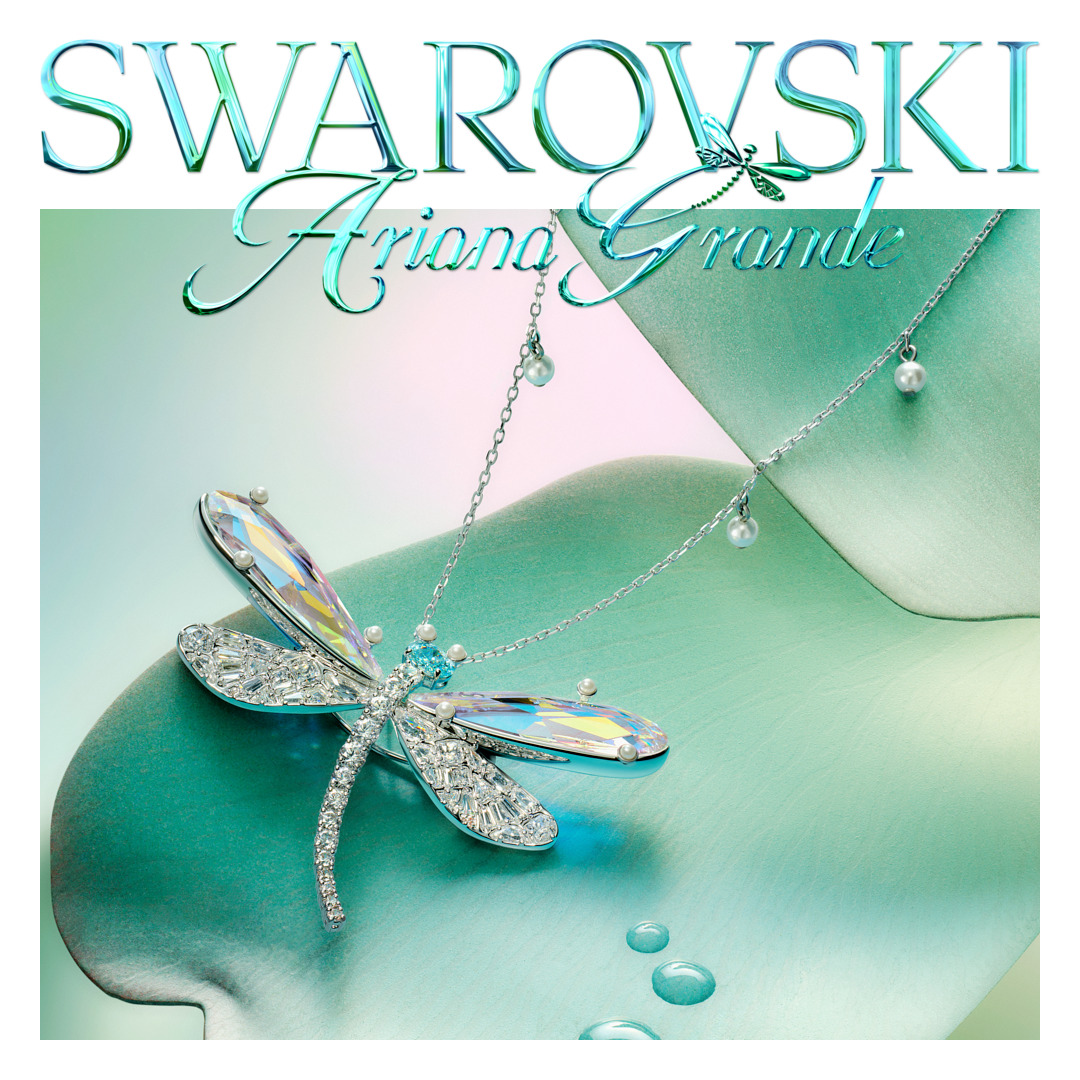 SWAROVSKI Facebook ad