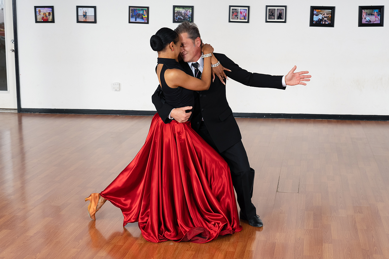 Crown Dance Studio Facebook ad: >Dancing for All Ages & Levels!