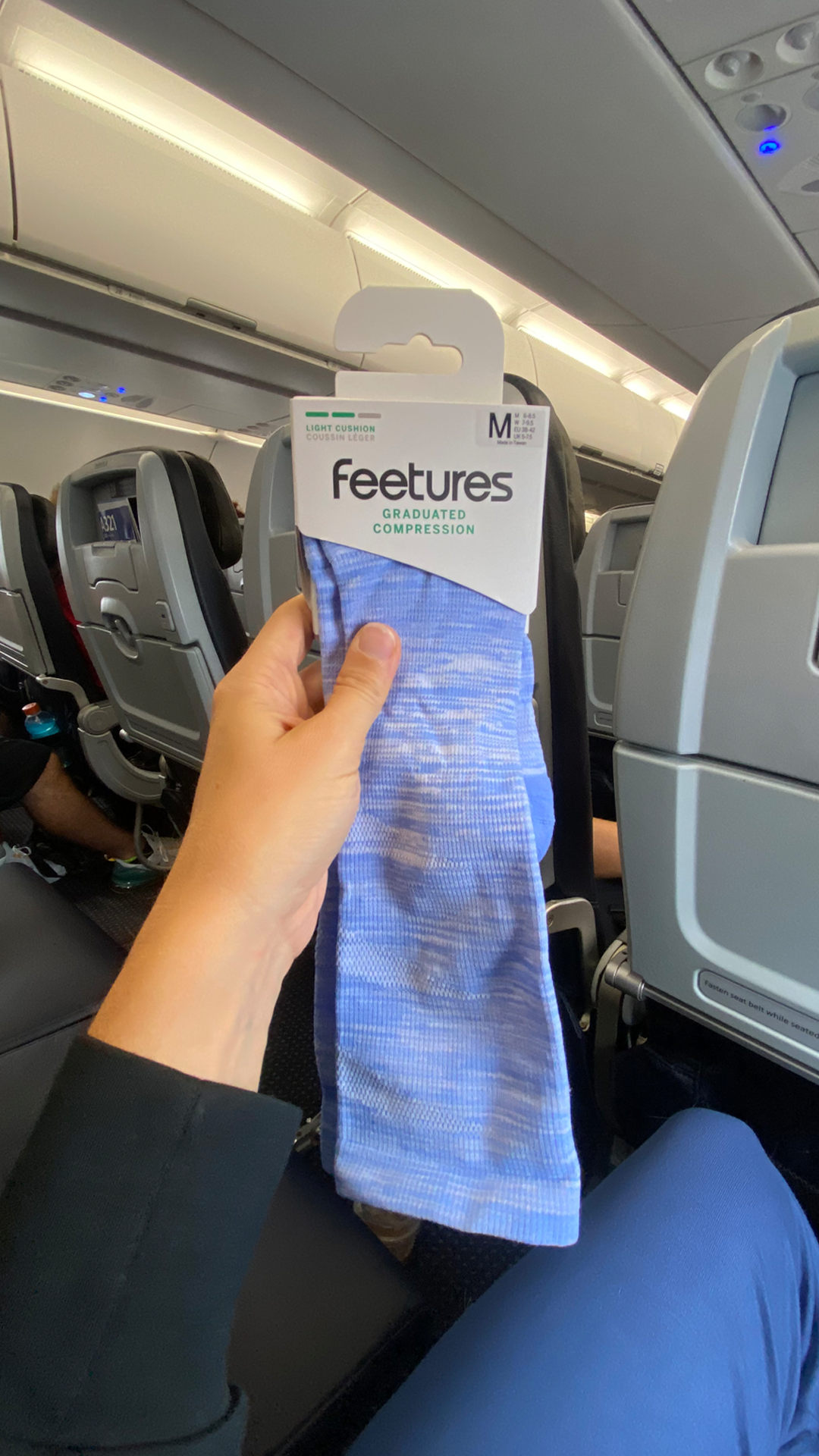 Feetures Facebook ad